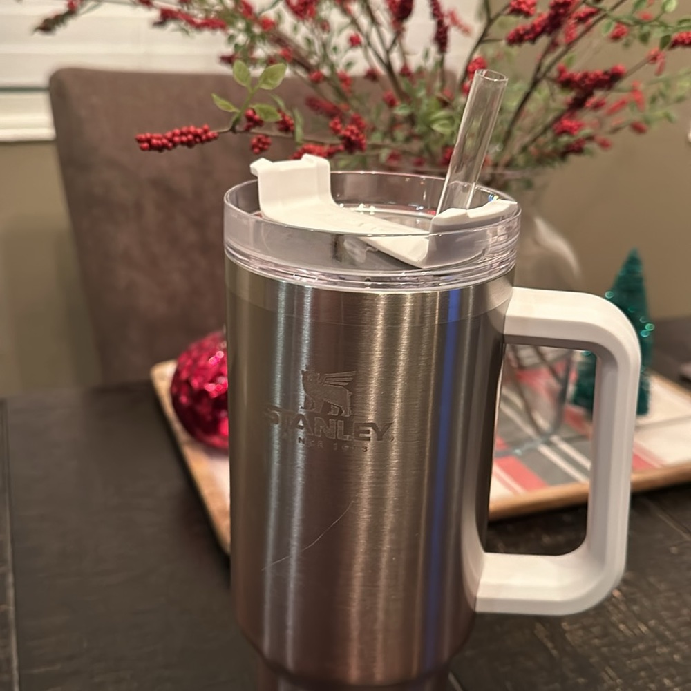 Stanley Adventure Quencher 40oz Stainless Steel Tumbler - Picture 3 of 6